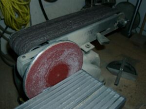 bandschleifer I used this device to cut off the pcb